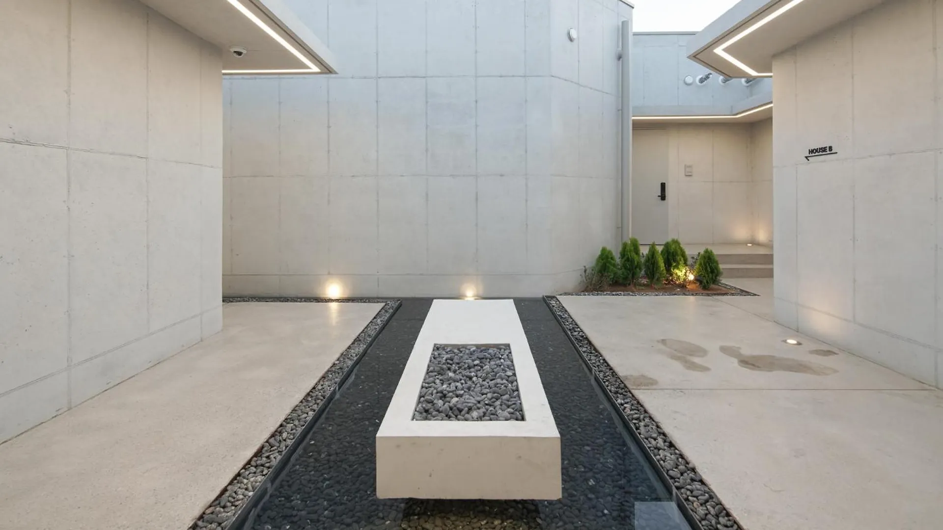 Hostel Stay Blossom Busan