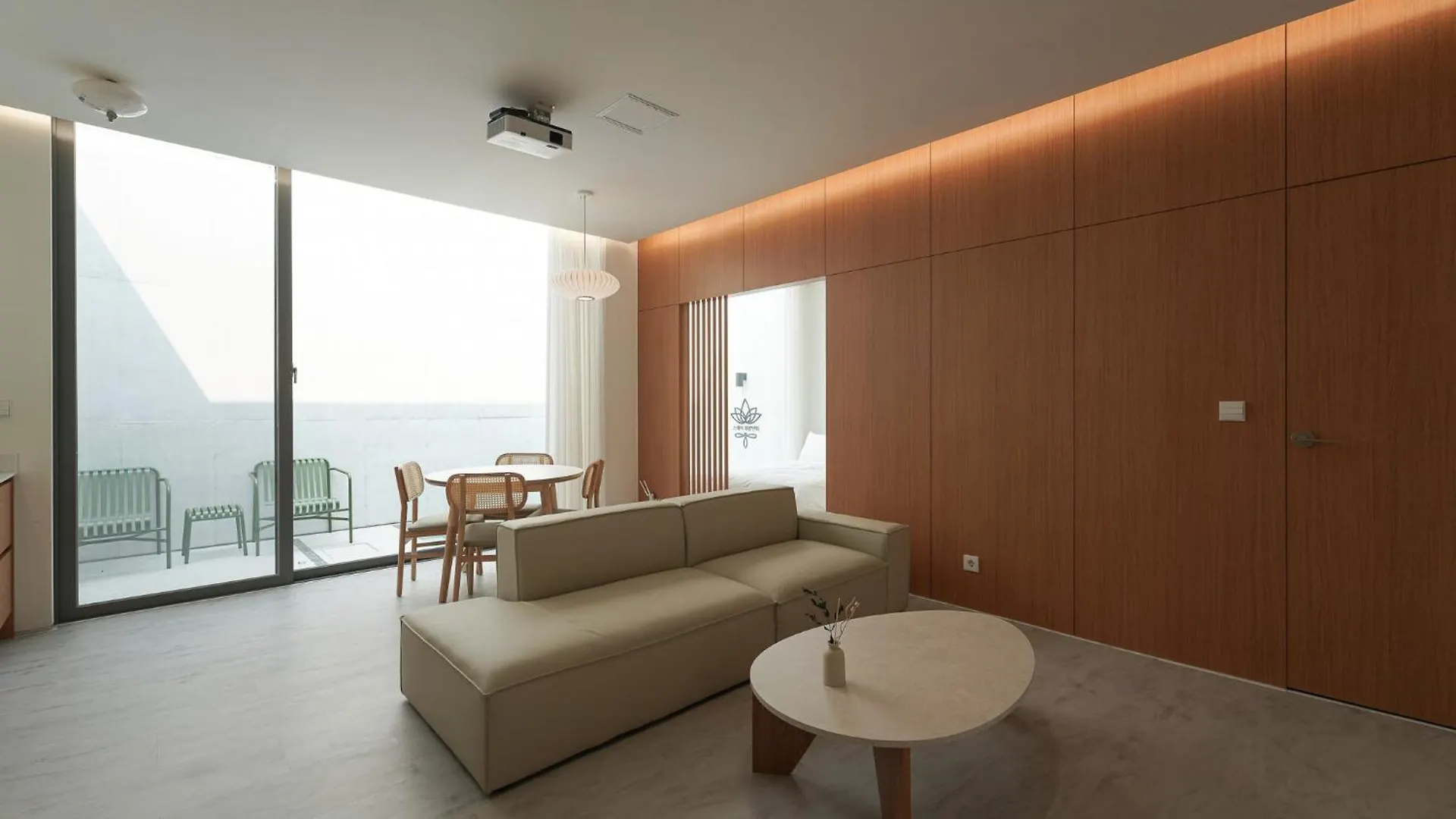 Hostel Stay Blossom Busan